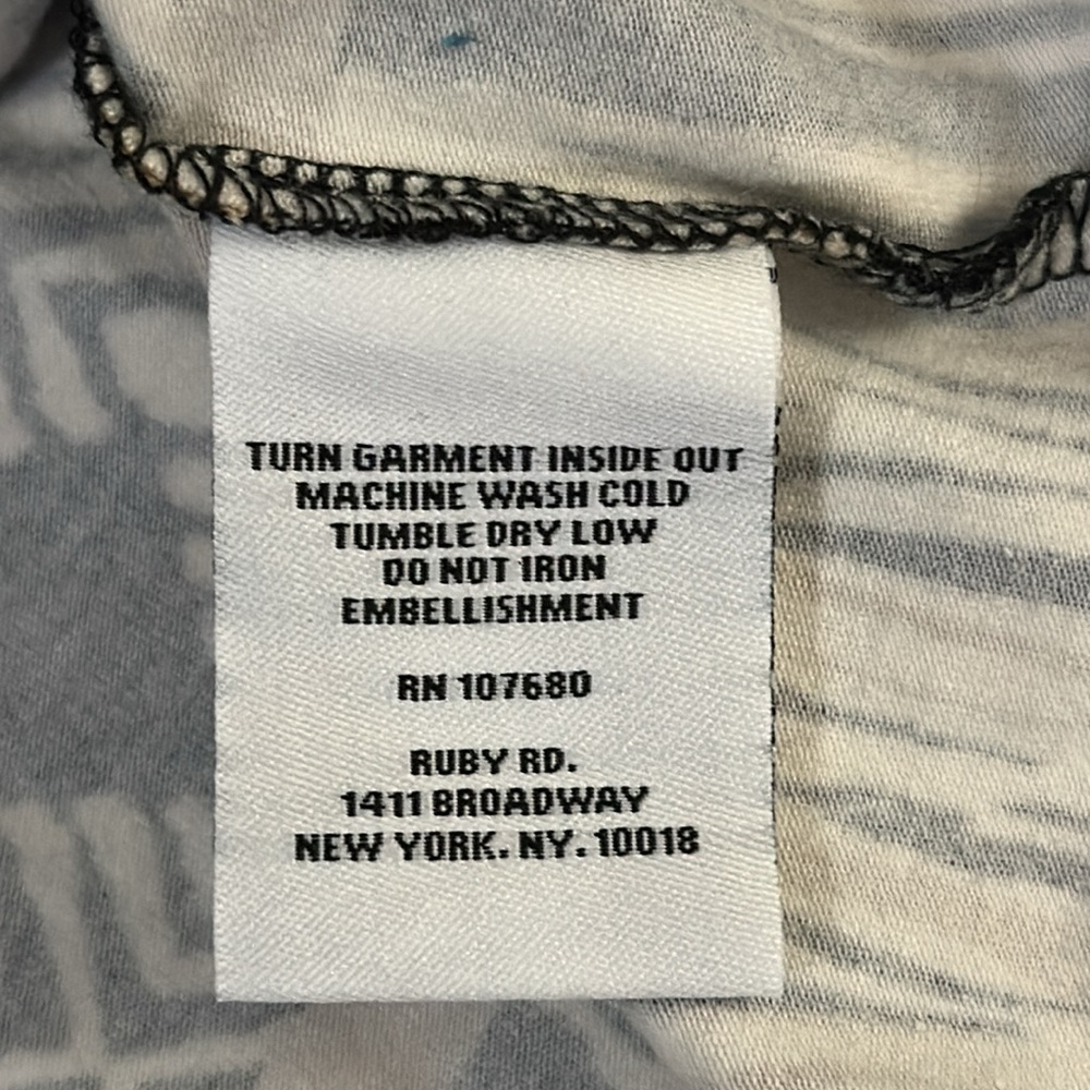NWT Ruby Rd. Top. Size L - Picture 7 of 8